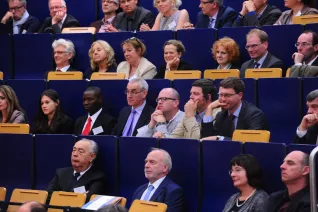 20_jahre_h-brs_festakt_audimax_20150619_foto_c._adolph_095.jpg(DE)