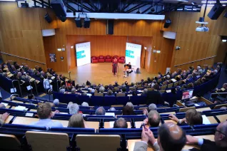 20_jahre_h-brs_festakt_audimax_20150619_foto_c._adolph_127.jpg(DE)