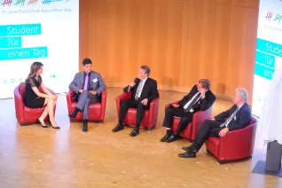 20_jahre_h-brs_festakt_audimax_20150619_foto_c._adolph_137.jpg(DE)