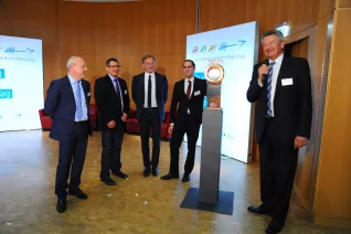 20_jahre_h-brs_festakt_audimax_20150619_foto_c._adolph_186.jpg(DE)