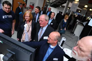 20_jahre_h-brs_umtrunk_forschungssschau_20150619_foto_c._adolph_009.jpg(DE)