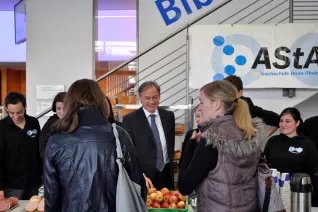 eroeffnung_akademisches_jahr_09-2014_foto_j._kuestenmacher_029.jpg (DE)