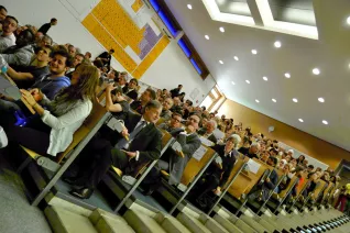 eroeffnung_akademisches_jahr_09-2014_foto_j._kuestenmacher_183.jpg (DE)