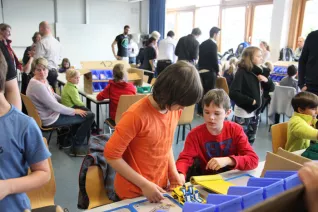 kinderuni-lego-mai-2014_40.jpg (DE)