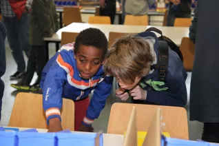 kinderuni-lego-mai-2014_6.jpg (DE)