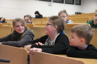 kinderuni_licht_norbert_jung_sta_20170126_foto_j._kuestenmacher_03.jpg (DE)