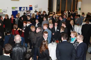 stipendienfeier_2014_foto_schallenberghsb14017.jpg (DE)