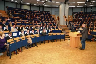 stipendienfeier_2014_foto_schallenberghsb14050.jpg (DE)