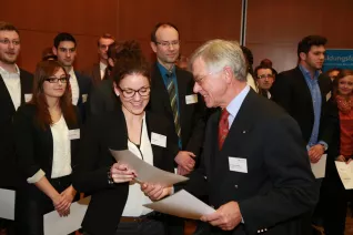 stipendienfeier_2014_foto_schallenberghsb14190.jpg (DE)