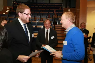 stipendienfeier_2014_foto_schallenberghsb14210.jpg (DE)