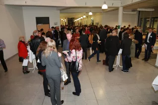 stipendienfeier_2014_foto_schallenberghsb14250.jpg (DE)