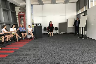tour_de_csr_-_besuch_bei_dhl.jpg (DE)