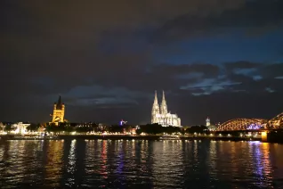 tour_de_csr_-_koelner_dom_0.jpg (DE)