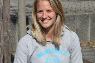 shooting_merchandise_studierende_gina_david_alex_fbwiwi_sta_20160922_foto_j._kuestenmacher_25.jpg (DE)