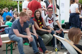sommerfest-2016_300dpi_fotos_eva_tritschler-1322.jpg (DE)