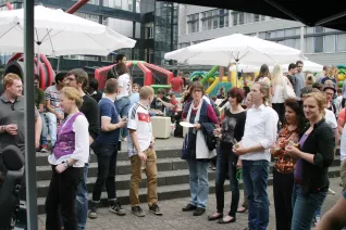 sommerfest_20160621_foto_j._kuestenmacher_img_0172.jpg (DE)