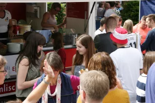 sommerfest_20160621_foto_j._kuestenmacher_img_0296.jpg (DE)