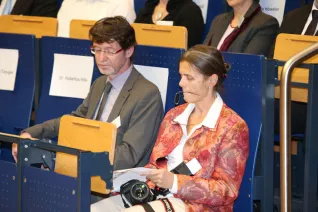 stipendienfeier-2013-page1_12.jpg (DE)