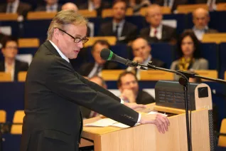 stipendienfeier-2013-page1_16.jpg (DE)