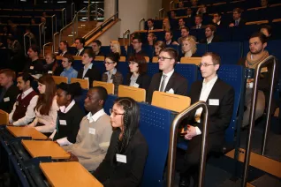 stipendienfeier-2013-page1_3.jpg (DE)