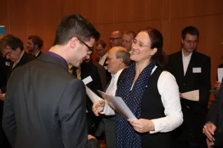 stipendienfeier-2013-page1_81.jpg (DE)