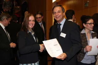 stipendienfeier-2013-page1_91.jpg (DE)