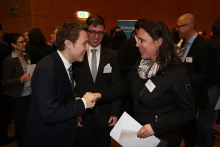 stipendienfeier-2013-page1_94.jpg (DE)