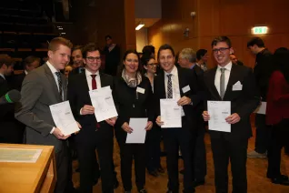 stipendienfeier-2013-page1_97.jpg (DE)