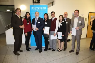 stipendienfeier-2013-page2_23.jpg (DE)