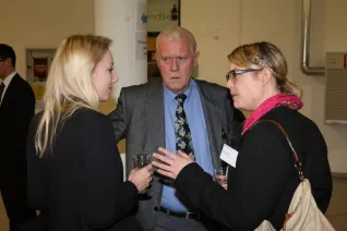 stipendienfeier-2013-page2_30.jpg (DE)