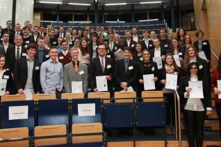 stipendienfeier-2013-page2_62.jpg (DE)