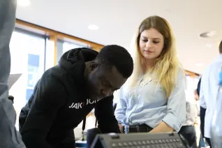 trade_fair_be_for_bis_spz_mensa_20191205_foto_juri_kuestenmacher_016.jpg (DE)