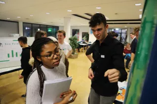 trade_fair_be_for_bis_spz_mensa_20191205_foto_juri_kuestenmacher_093.jpg (DE)