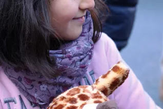 wunschbaum_auslieferung_geschenke_sta_20161219_foto_e._hummel_17.jpg (DE)