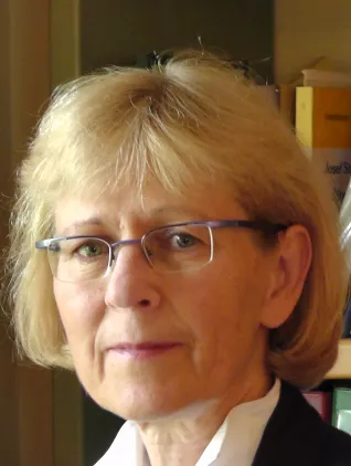 20150601_fbinf_von_der_hude_marlies_1.jpg (DE)