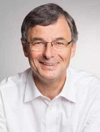 20150706_fbinf_reinert_dietmar_8445.png(DE)