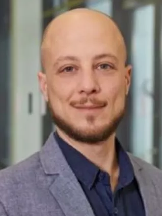 20230626_fbinf_Portrait_David_Langer