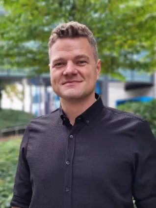 Max Bolz Personenporträt Mitarbeiter IZNE