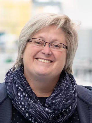 2023_fbinf_Portrait_Ivonne_Zimmermann-Fabricius_Miriam_Thüs_003.jpg