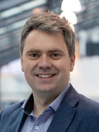 20250425_fbinf_Könsgen_Raoul_Bild_Miriam_Kist_006