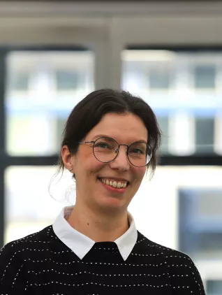 Porträt Anna Güllmann, KuM