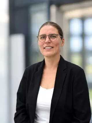 Magdalena Taube Professorin  FB IWK Porträt 2026-08-28_Foto MS_NEU