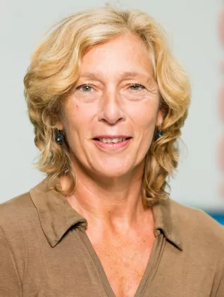 astrid.schlinkert-profil.jpg (DE)