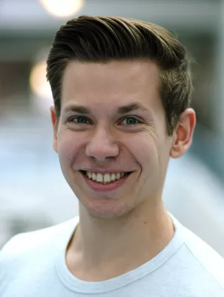 bedrunka-mario_fbemt_2019-03_foto-svenflessing_01-final.jpg (DE)
