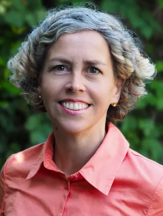 fb01-crhb-Buchholz_Christine-bf.jpg (DE)