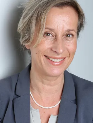 fb01-crhb-Rieve-Nagel_Maike-bf.jpg (DE)