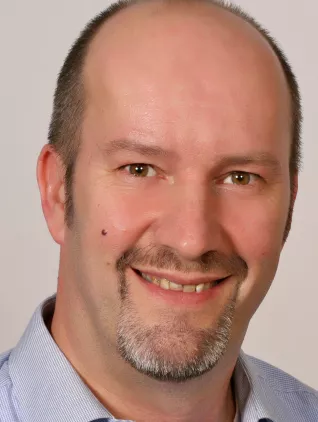 portraet_bernd_siegfried_klein_informatik_2017.jpeg (DE)