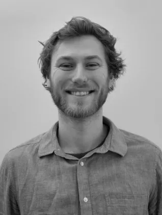 portrait-jonas_bauhof.png (DE)