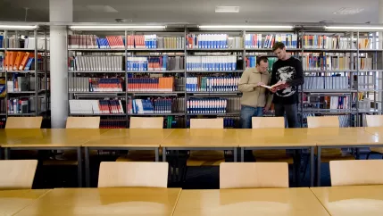 071010_fhsta_bib_04.jpg (DE)