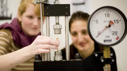 071017_fh_werkstoffkunde_12.jpg(DE)